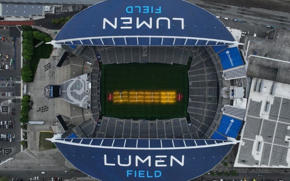 Gramado do Lumen Field recebe tratamento com luz articial para jogos da Copa do Mundo