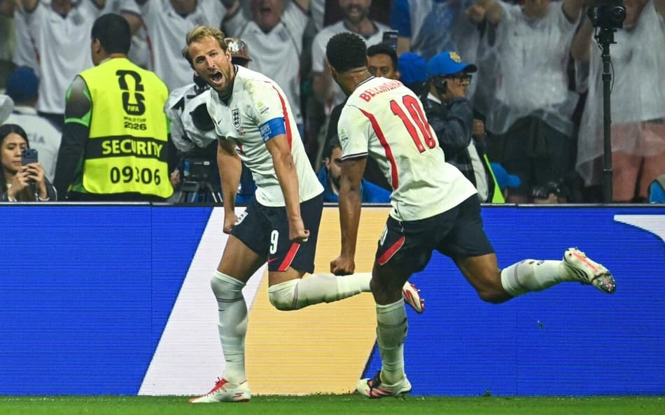 Harry Kane comemora gol em México x Inglaterra