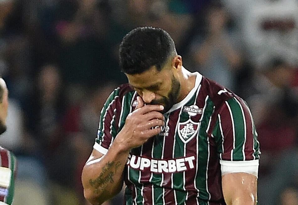 Hulk se lamenta durante Fluminense x Bragantino