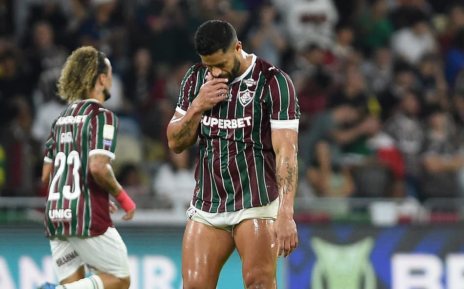 Hulk se lamenta durante Fluminense x Bragantino