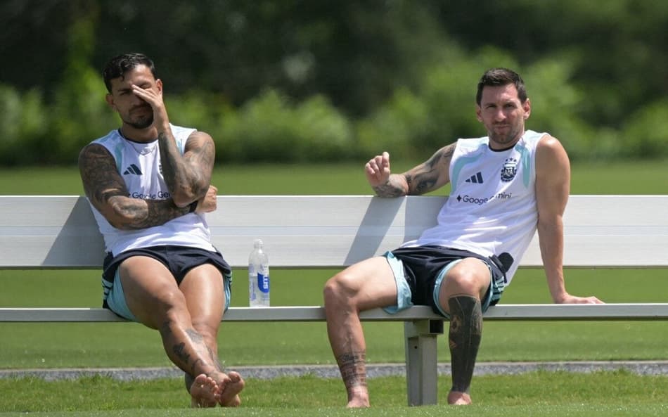 Imagem de Lionel Messi em treino antes de final da Copa do Mundo viraliza