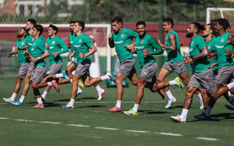 Jogadores do Fluminense em treino no CT Carlos Castilho