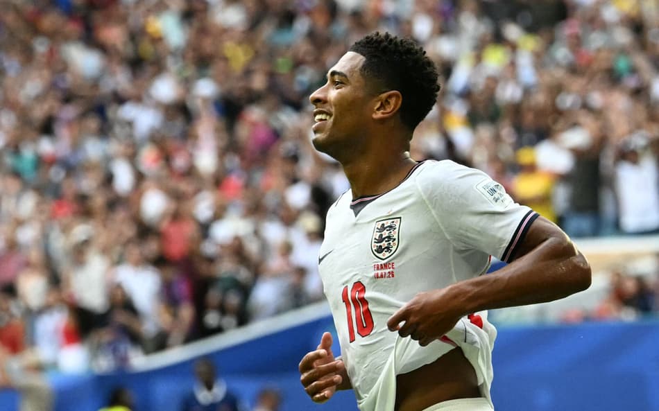 Jude Bellingham comemora golaço para a Inglaterra na disputa de terceiro lugar da Copa do Mundo