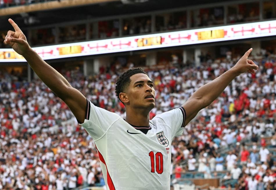 Jude Bellingham comemora seu segundo gol em Noruega x Inglaterra pela Copa do Mundo de 2026