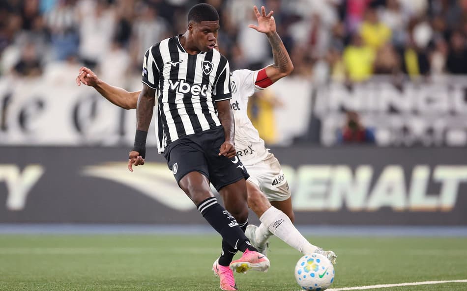 Kadir fez o gol da vitória do Botafogo sobre o Santos