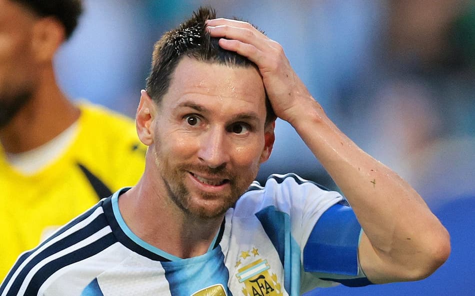 Messi e Vozinha no duelo entre Argentina e Cabo Verde