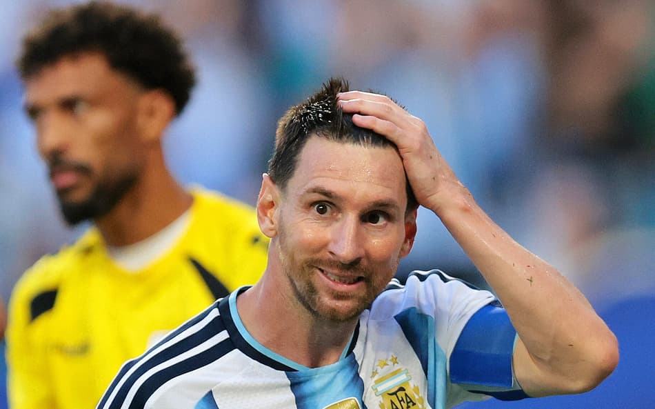 Messi e Vozinha no duelo entre Argentina e Cabo Verde