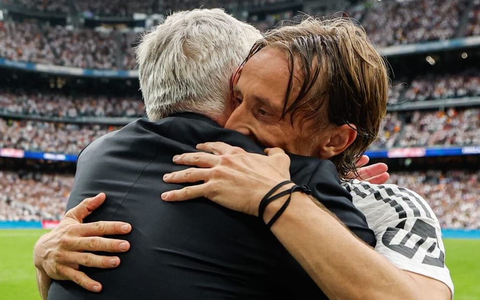 Modric se despedindo