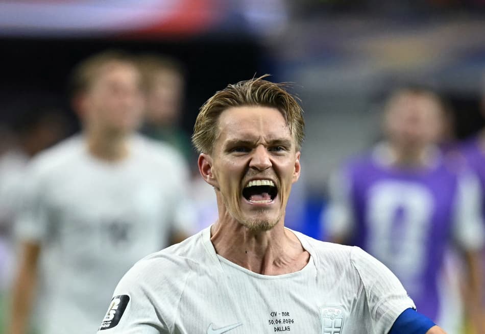 Odegaard comemora vitória da Noruega sobre Costa do Marfim para enfrentar o Brasil na Copa do Mundo