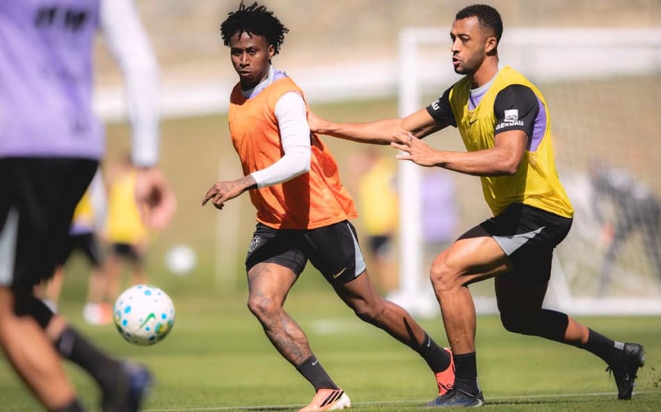 Preciado em treinamento (Foto: Pedro Souza / Atlético)