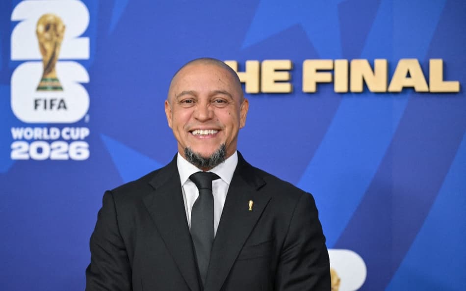 Roberto Carlos durante a final da Copa do Mundo de 2026