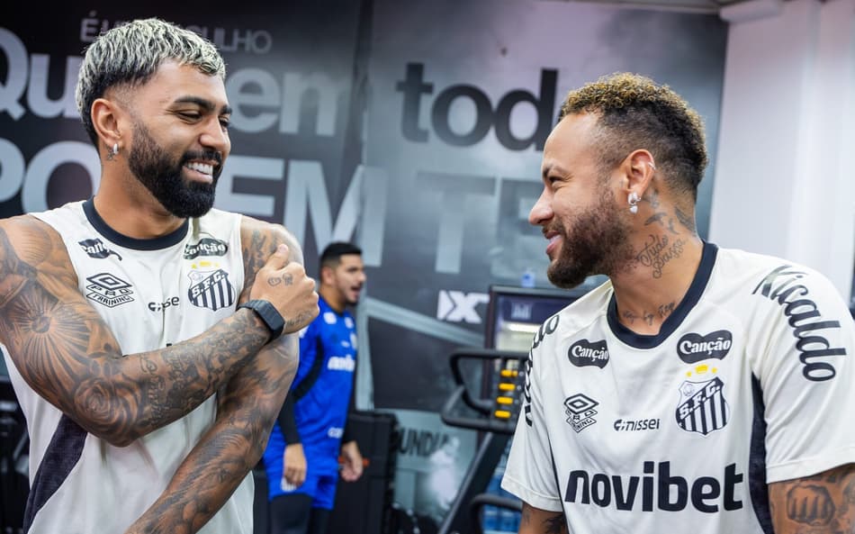 Neymar e Gabigol no CT Rei Pelé. (Foto: Raul Baretta/ Santos FC)