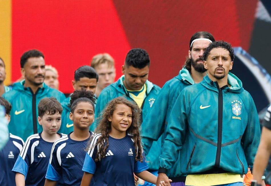 Seleção Brasileira entra em campo contra a Noruega na Copa do Mundo (Foto: Rafael Ribeiro/CBF)