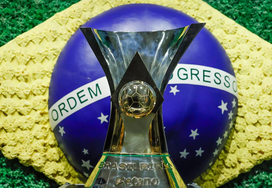 Taça troféu do Brasileirão Campeonato Brasileiro (5)