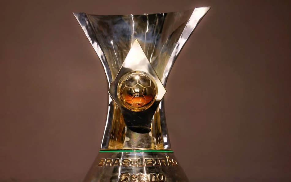 Taça troféu do Brasileirão Campeonato Brasileiro (5)
