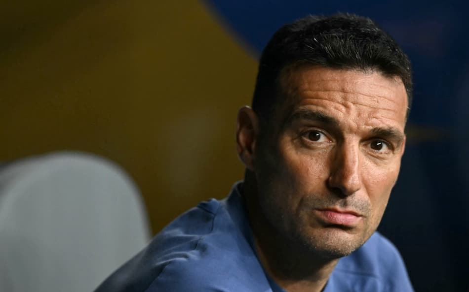 Técnico da Argentina, Lionel Scaloni durante jogo contra a Jordânia, pela Copa do Mundo