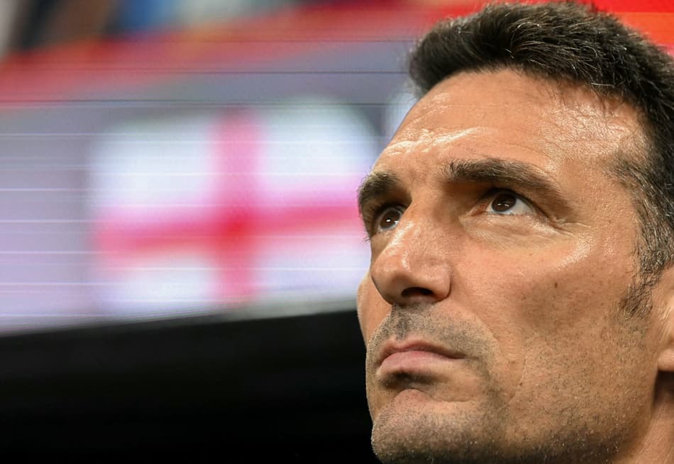 Técnico da Argentina, Lionel Scaloni durante o jogo contra a Inglaterra, na Copa do Mundo