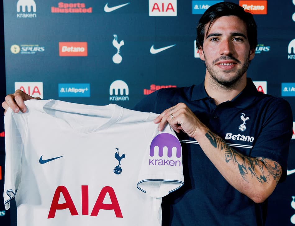 O meio-campista Tonali sendo anunciado pelo Tottenham