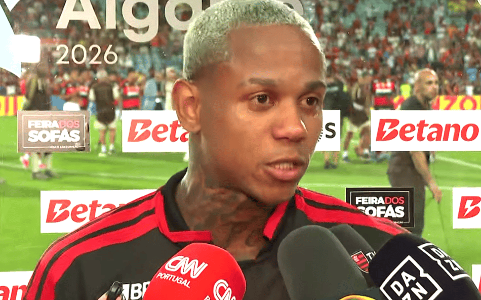 Wallace Yan chora durante entrevista após Benfica x Flamengo