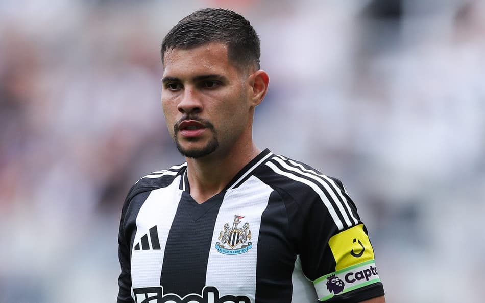 Bruno Guimarães quer deixar o Newcastle e pode fechar com gigante da Inglaterra