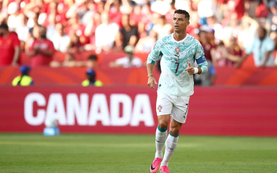 Cristiano Ronaldo correndo na Copa