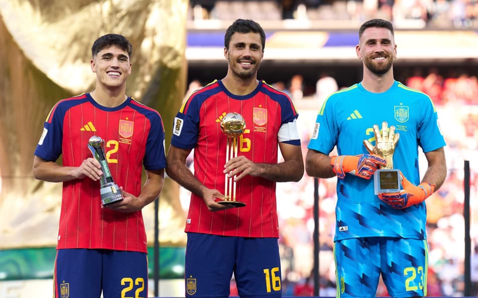Pau Cubarsí, Rodri e Unai Simon levaram os prêmios individuais da Copa do Mundo de 2026