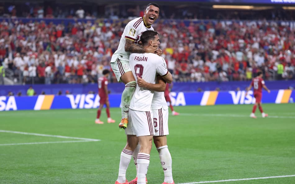 Espanha venceu Portugal por 1 a 0 com gol de Mikel Merino