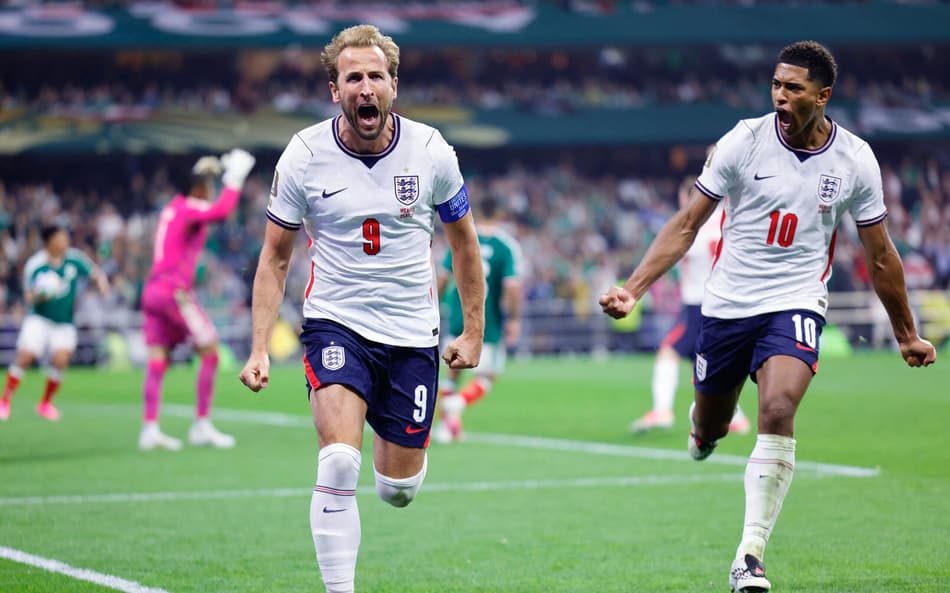 Harry Kane comemorando o gol marcado