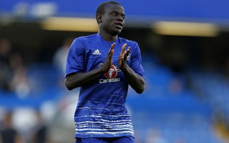 O francês Kanté deixou o Leicester e foi comprado pelo Chelsea