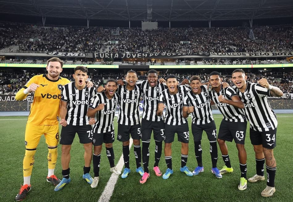 Joias do Botafogo relacionadas para o jogo contra o Santos