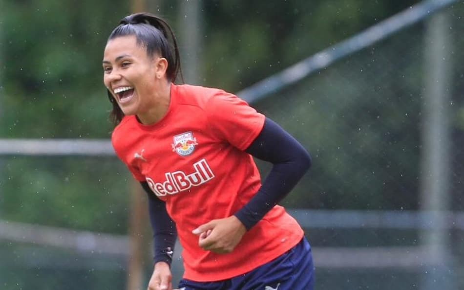Miriã durante treino do Red Bull Bragantino. (Divulgação)
