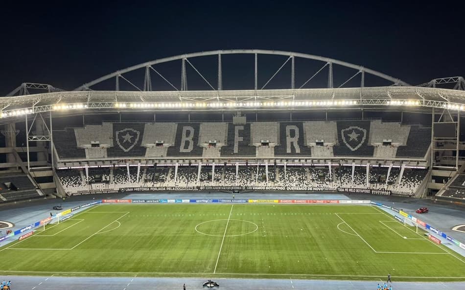 Nilton Santos recebe Botafogo x Racing