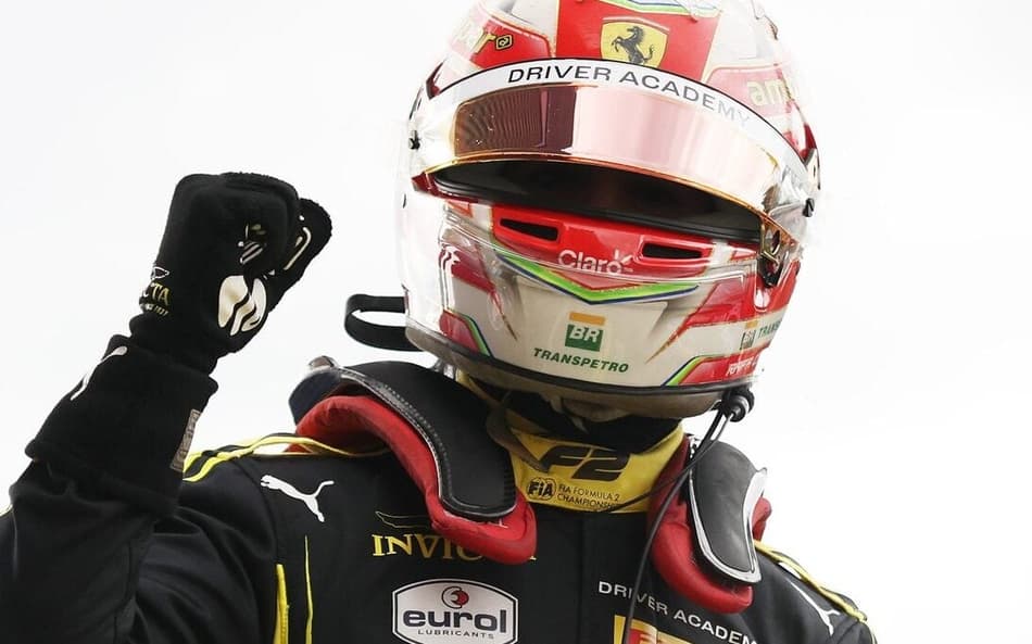 Rafa Câmara comemora conquista na Fórmula 2