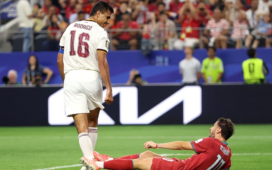 Rodri é sincero sobre briga com Bernardo Silva: 'Cometi um erro'