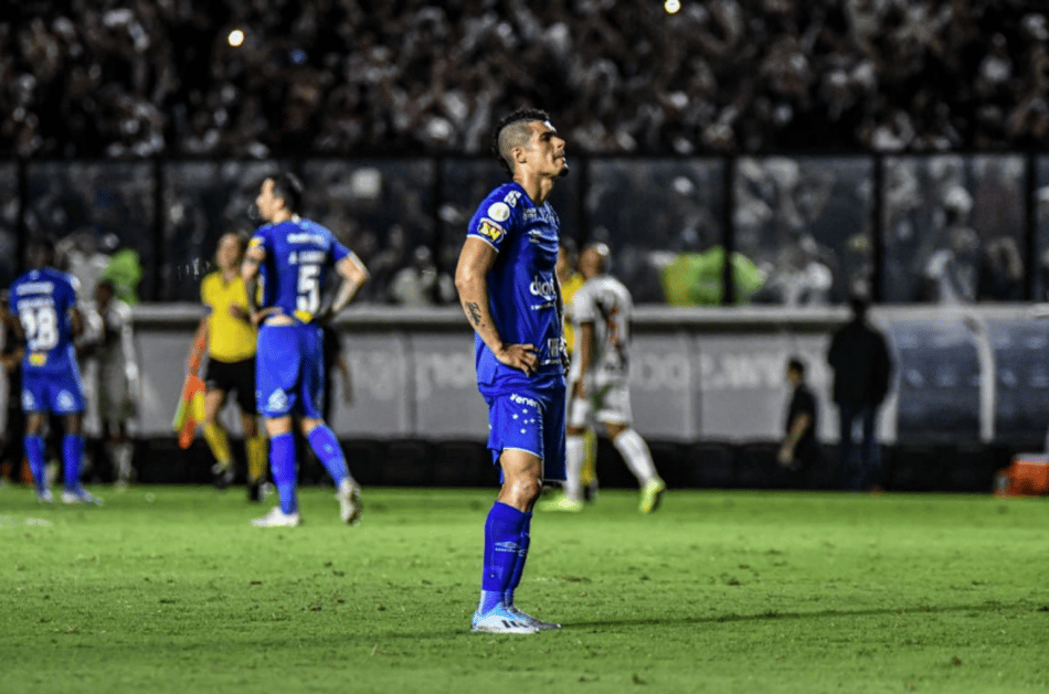 Cruzeiro na corda bamba! As chances de rebaixamento e Sula no Brasileirão