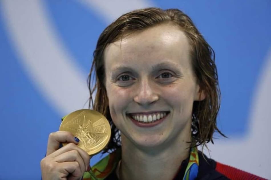 Os recordes olímpicos dos 400m e 800 m livre da natação feminina pertencem a Katie Ledecky. A nadadora dos Estados Unidos obteve o duplo feito na edição do Rio de Janeiro, em 2016.