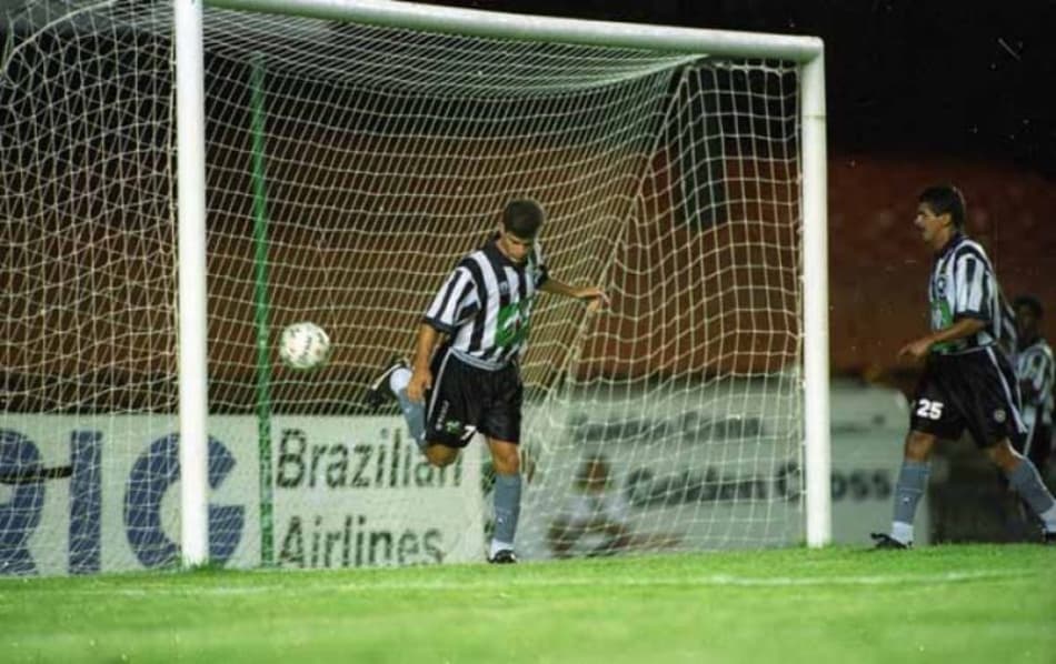 Túlio calcanhar