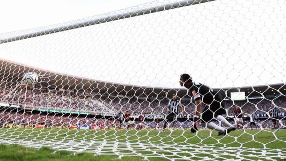 Loco Abreu Flamengo Botafogo