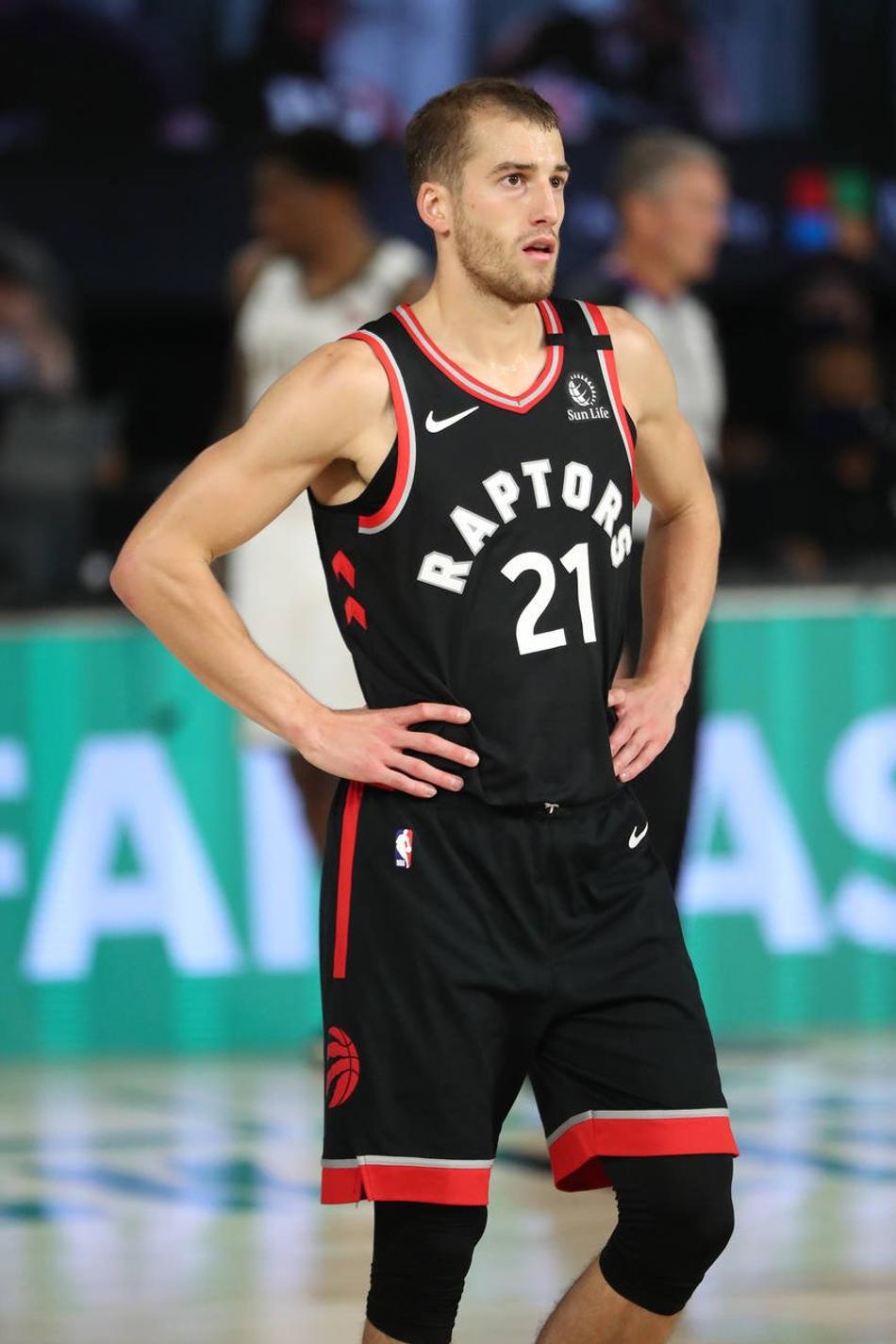 Lance!
