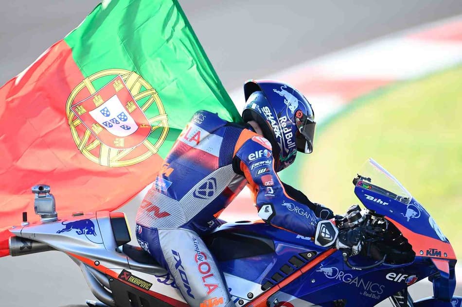 As imagens do domingo de GP de Portugal da MotoGP