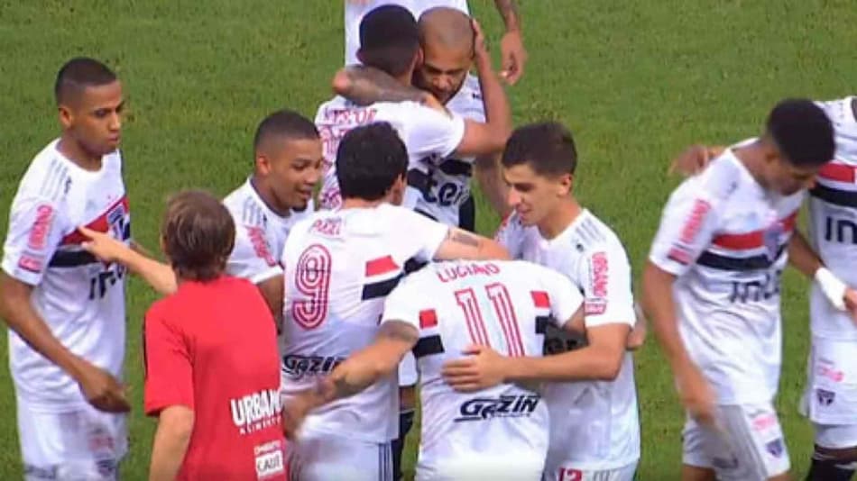 ATUAÇÕES: Luciano sai do banco, brilha e garante vitória do São Paulo