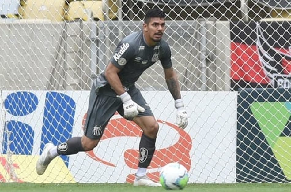 ATUAÇÕES: João Paulo falha, defesa vai mal e Santos é goleado pelo Flamengo