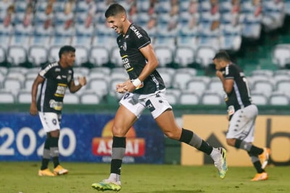 ATUAÇÕES: Pedro Raul e Cícero comandam virada e são os destaques na vitória suada do Botafogo