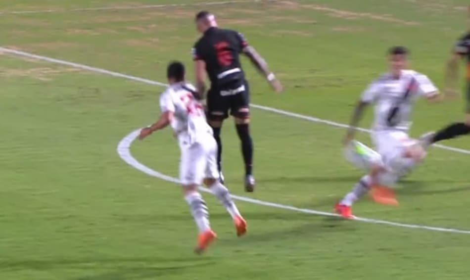 ATUAÇÕES: Vasco faz um bom primeiro tempo, mas cai de produção na etapa final e Henrique salva nos acréscimos
