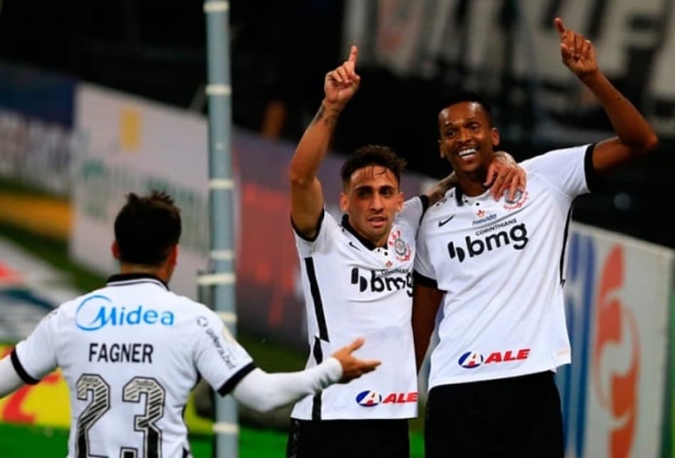 ATUAÇÕES: Corinthians faz melhor jogo da temporada e goleia o Flu; veja as notas