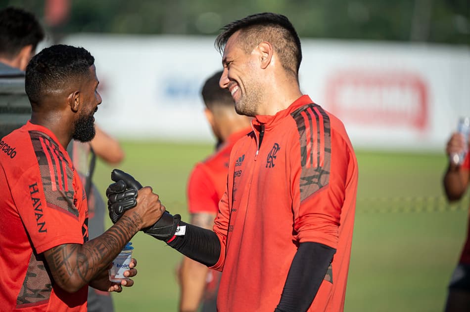 Rodinei e Diego Alves