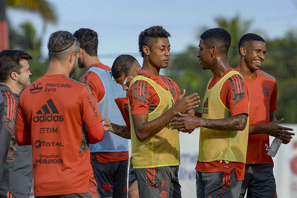 Bruno Henrique e Max