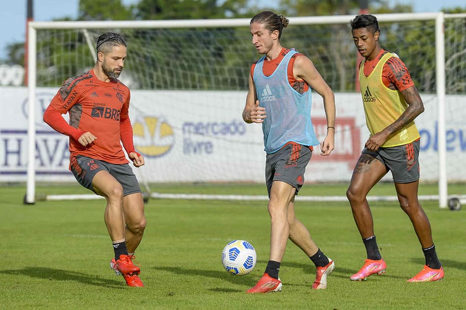 Diego, Filipe Luís e Bruno Henrique