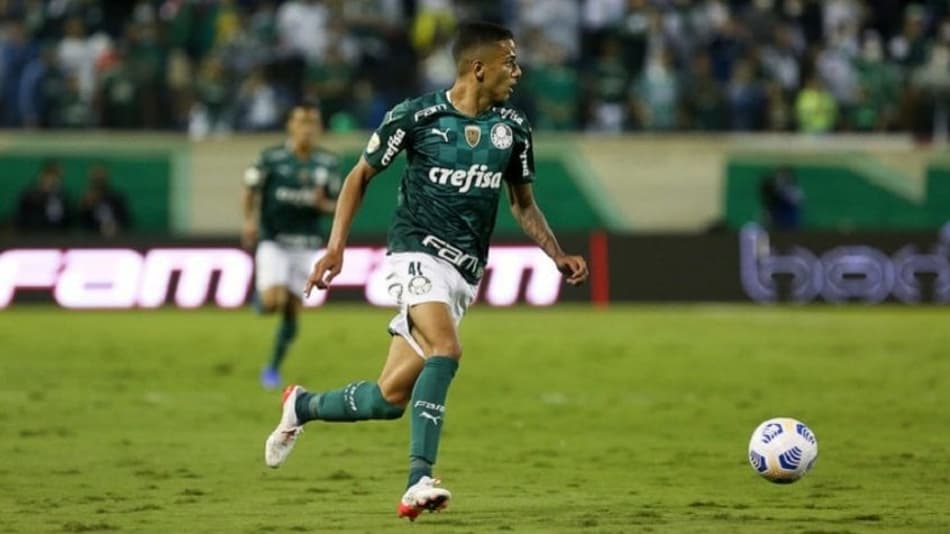 Dupla da Copinha substitui infectados pela Covid-19 na viagem do Palmeiras para o Mundial; veja a delegação