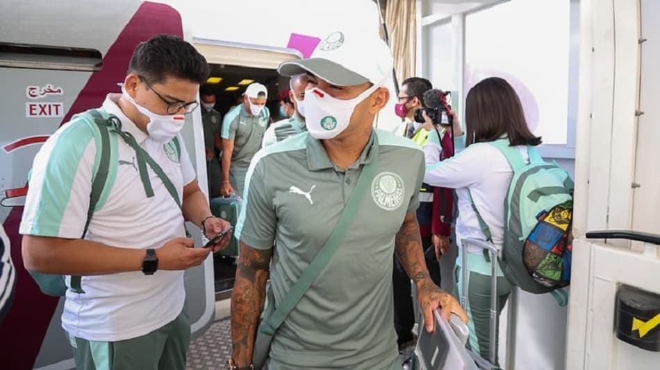 Palmeiras chegou em Abu Dhabi! Confira fotos do voo e do desembarque do Verdão